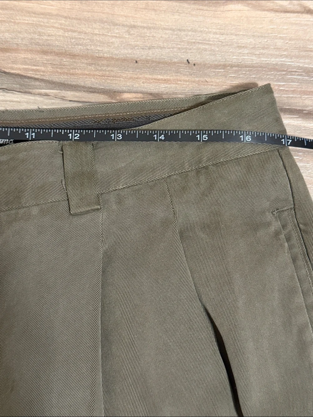 Tommy Bahama Men’s Pleated Silk Trousers 35 Olive Green Dress Pants Casual